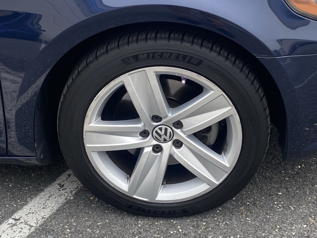 used 2013 Volkswagen CC car, priced at $5,995