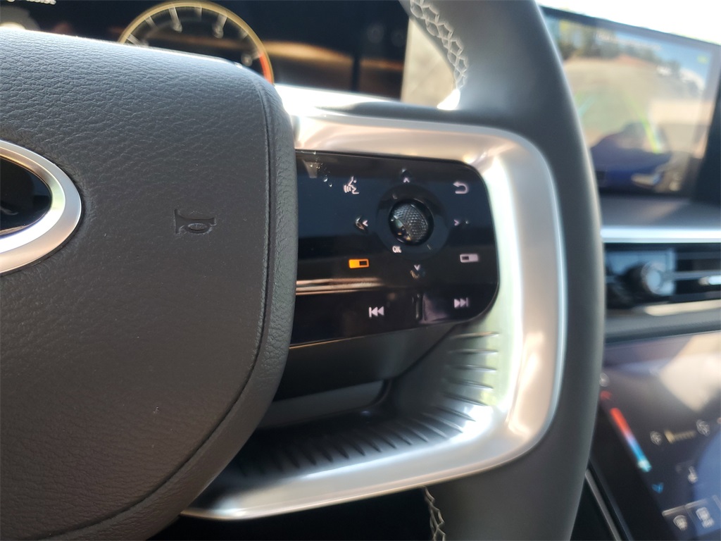 new 2025 INFINITI QX80 car, priced at $73,445