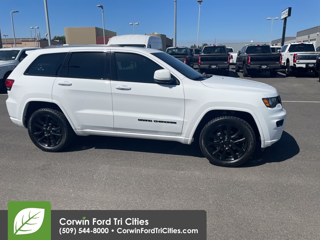 used 2020 Jeep Grand Cherokee car, priced at $27,989