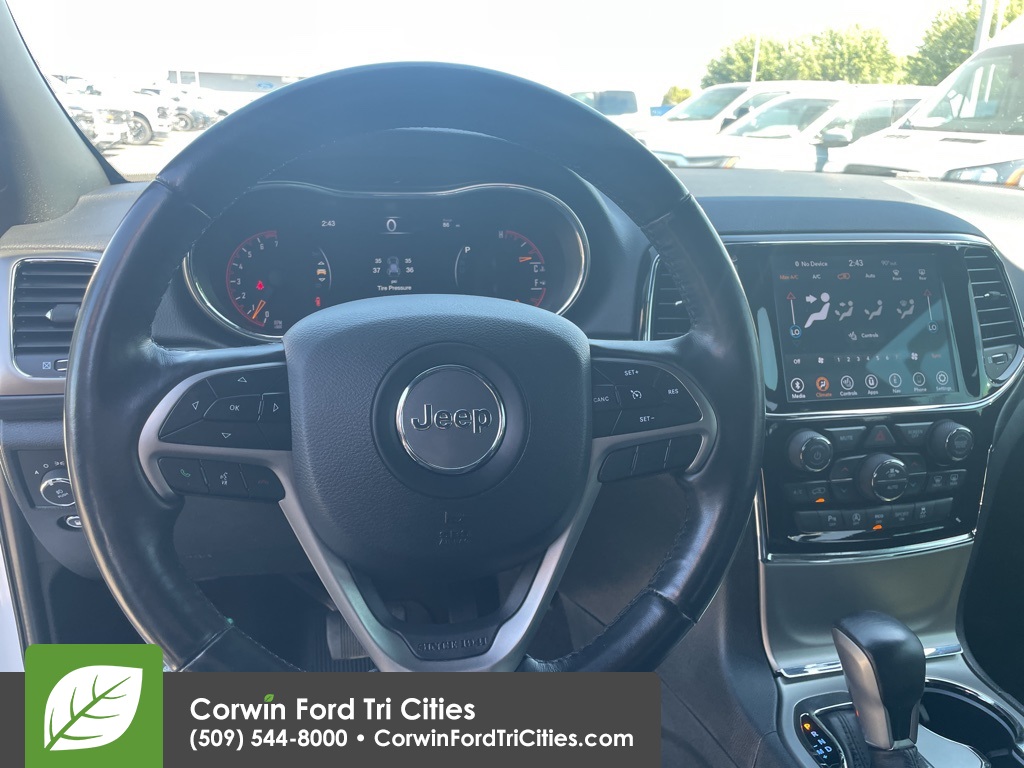 used 2020 Jeep Grand Cherokee car, priced at $27,989