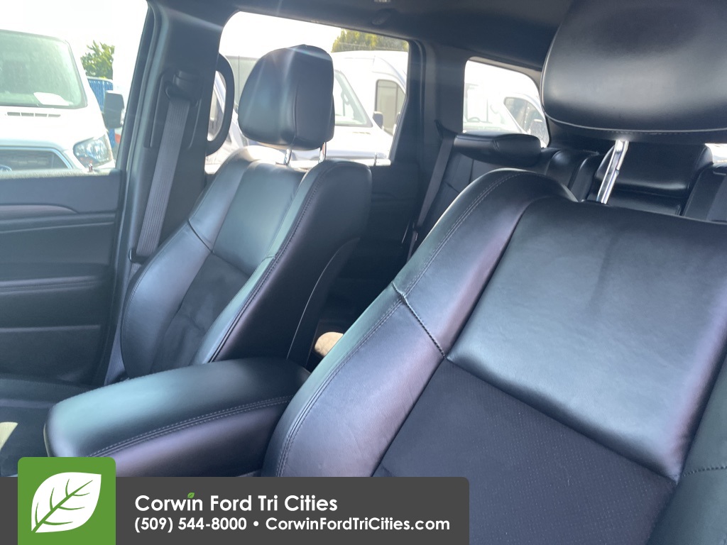 used 2020 Jeep Grand Cherokee car, priced at $27,989