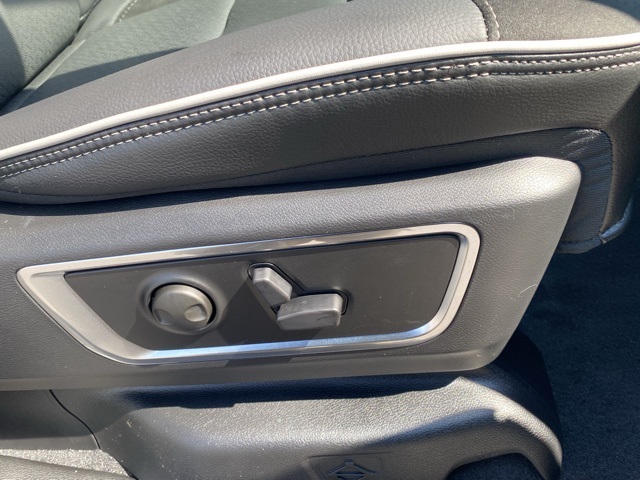 new 2025 Ram 1500 car, priced at $62,332