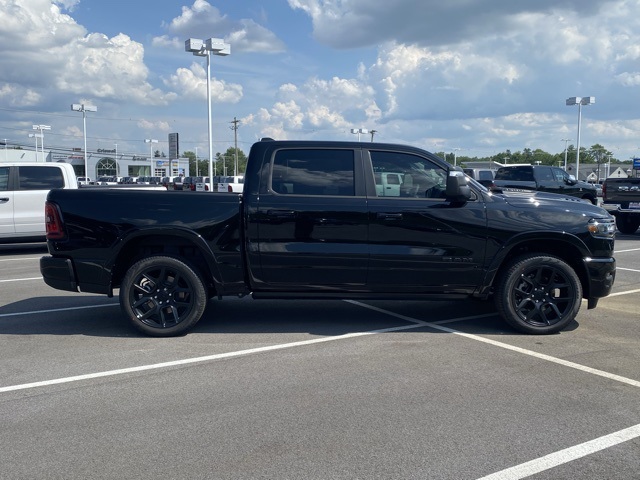 new 2025 Ram 1500 car, priced at $62,332