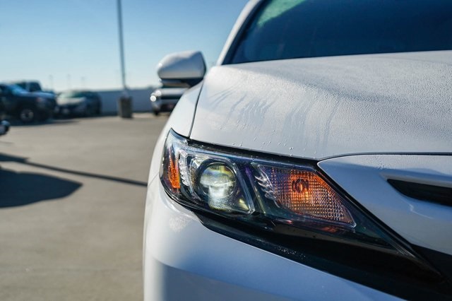 used 2022 Toyota Camry Hybrid car, priced at $27,293
