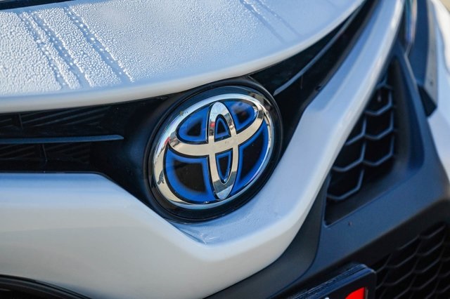 used 2022 Toyota Camry Hybrid car, priced at $27,293