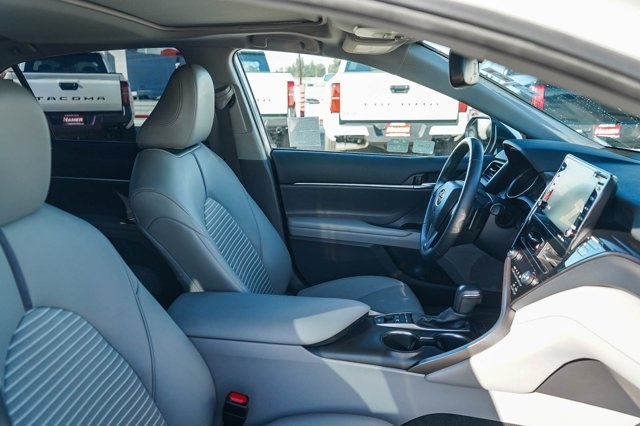 used 2022 Toyota Camry Hybrid car, priced at $27,293