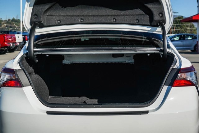 used 2022 Toyota Camry Hybrid car, priced at $27,293