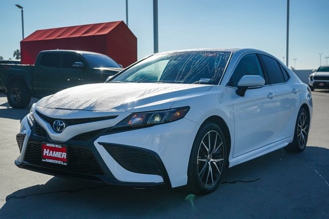 used 2022 Toyota Camry Hybrid car, priced at $27,293
