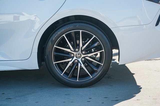 used 2022 Toyota Camry Hybrid car, priced at $27,293