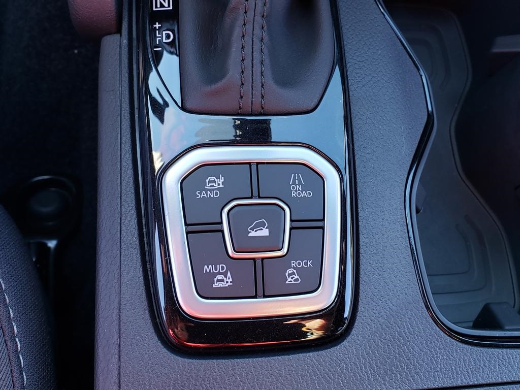 new 2026 Nissan Frontier car, priced at $39,193