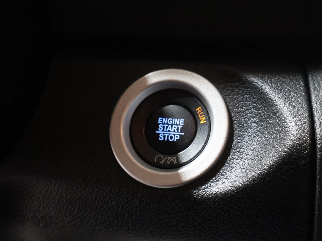 used 2021 Ram 1500 Classic car, priced at $27,111