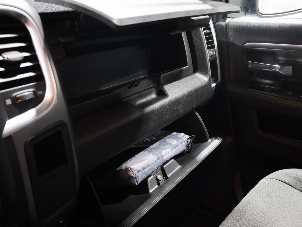 used 2021 Ram 1500 Classic car, priced at $27,111