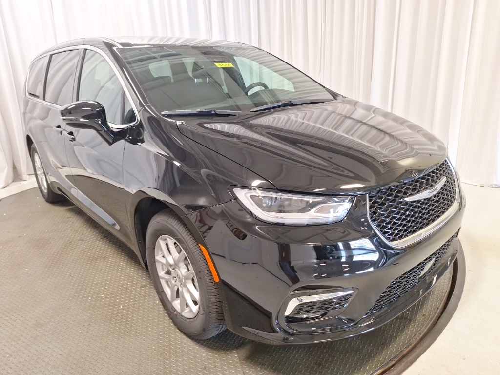 new 2026 Chrysler Pacifica car, priced at $42,140