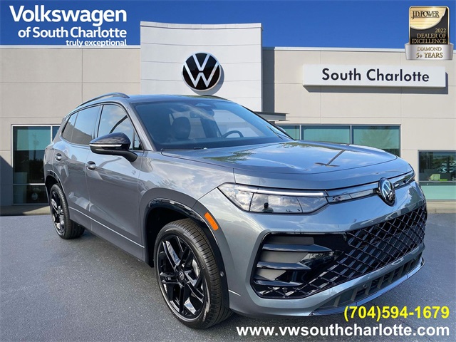 new 2025 Volkswagen Tiguan car, priced at $39,486