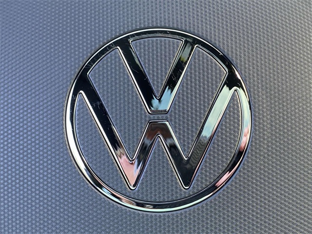 new 2025 Volkswagen Tiguan car, priced at $39,486