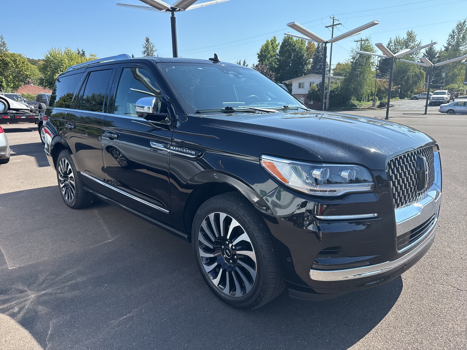 used 2022 Lincoln Navigator car, priced at $64,998