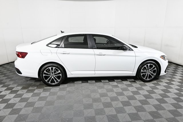 new 2025 Volkswagen Jetta car, priced at $27,406