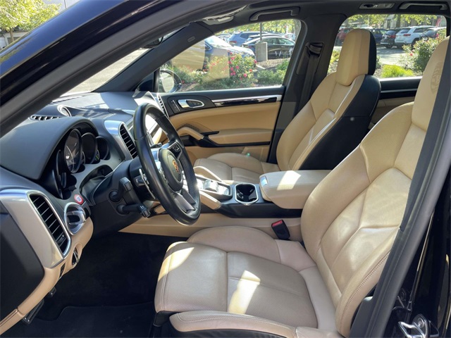 used 2018 Porsche Cayenne E-Hybrid car, priced at $22,657
