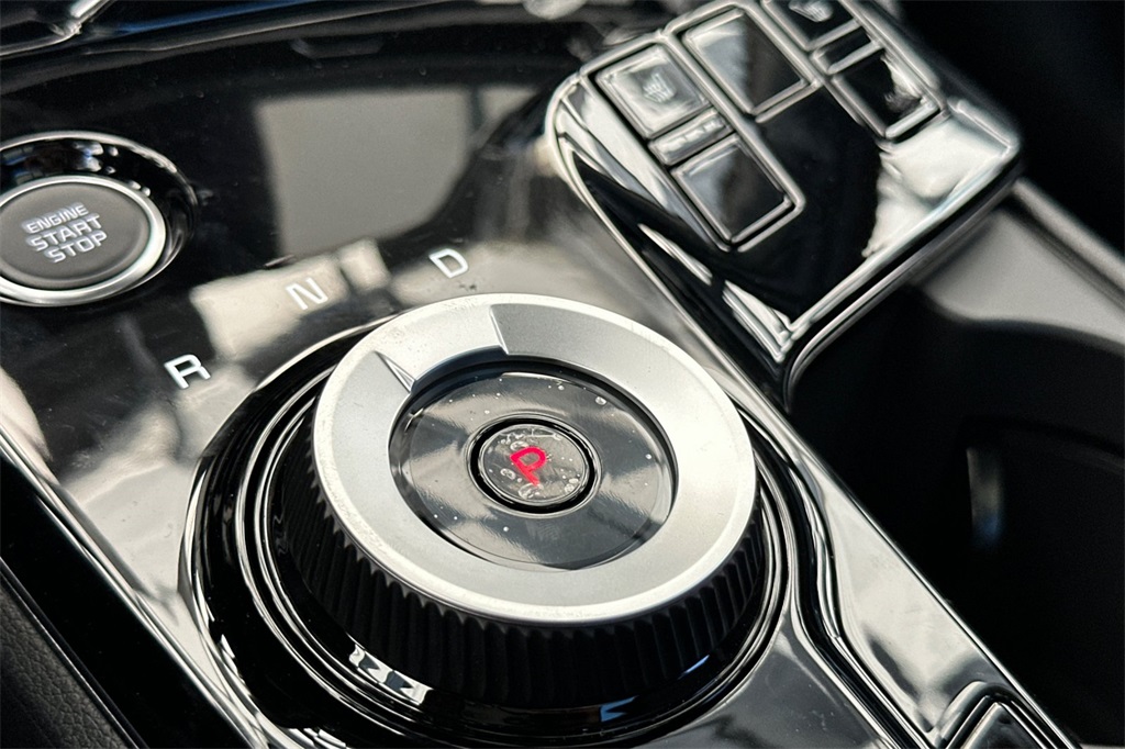 new 2025 Kia Sportage Plug-In Hybrid car, priced at $41,875