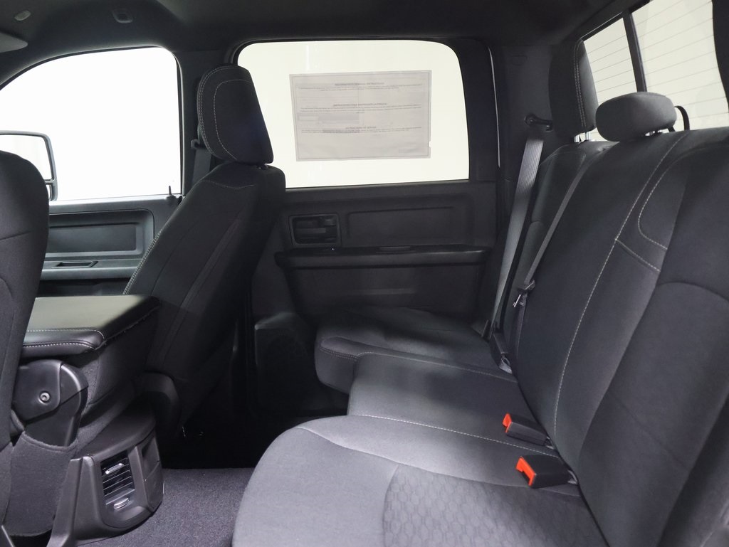new 2025 Ram 3500 car, priced at $72,647
