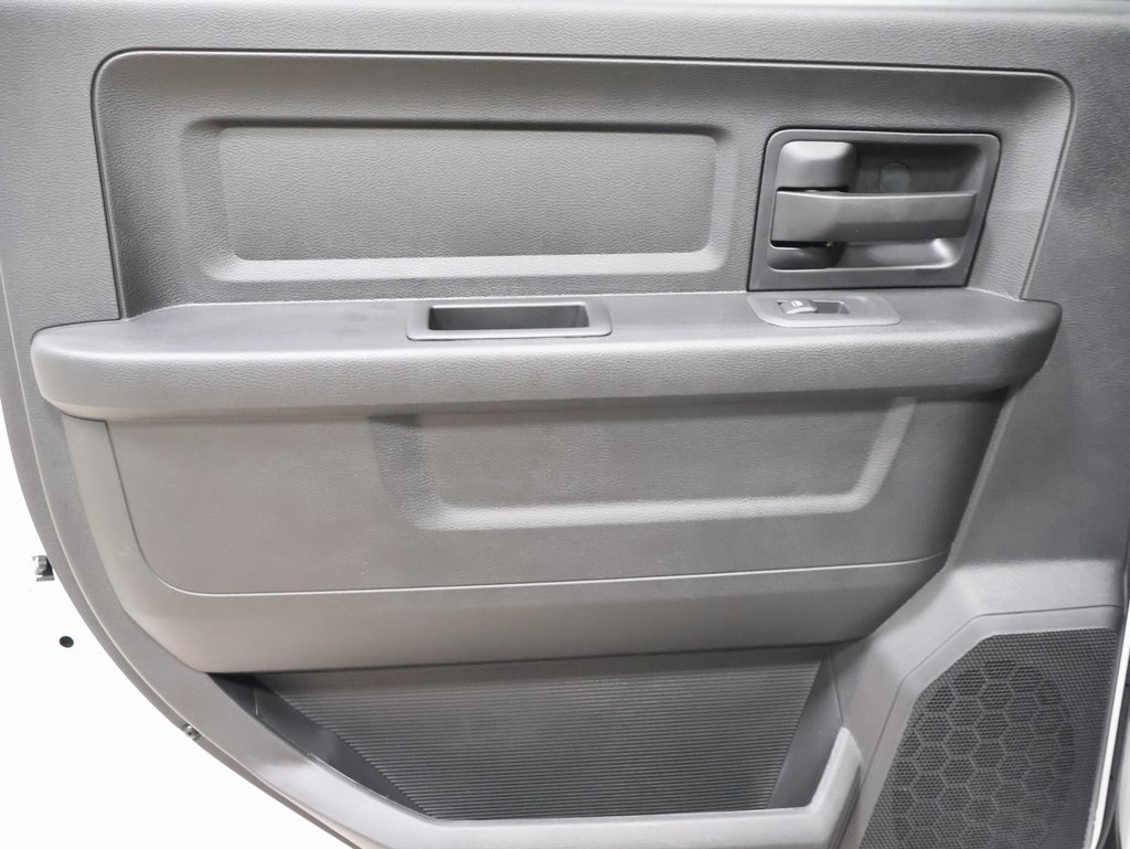new 2025 Ram 3500 car, priced at $72,647