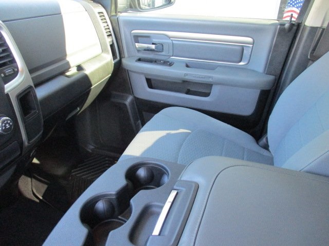 used 2019 Ram 1500 Classic car, priced at $24,281