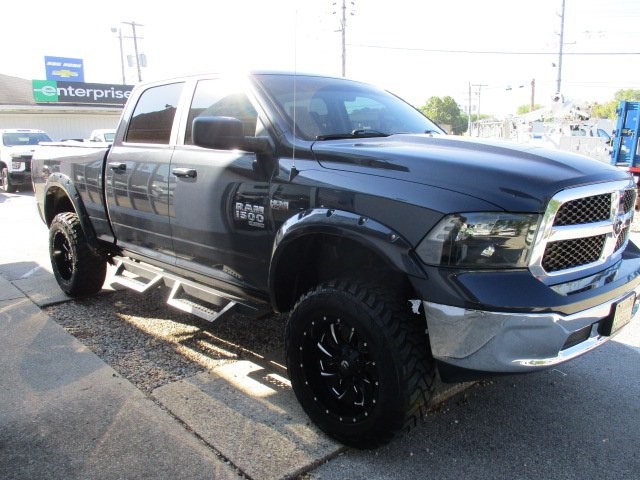 used 2019 Ram 1500 Classic car, priced at $24,281