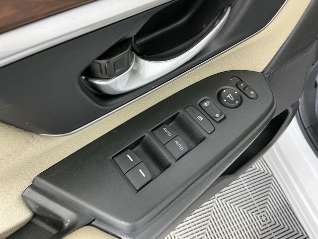 used 2022 Honda CR-V car, priced at $28,496