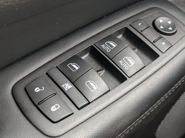 used 2019 Jeep Grand Cherokee car, priced at $19,895