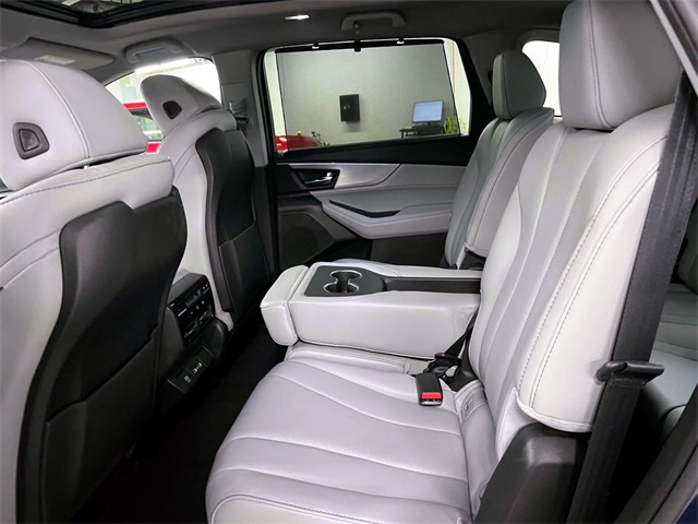 used 2023 Acura MDX car, priced at $41,020