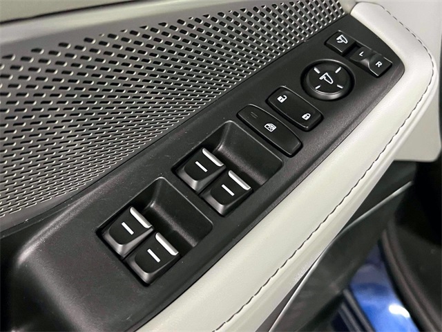 used 2023 Acura MDX car, priced at $41,020