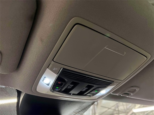 used 2023 Acura MDX car, priced at $41,020