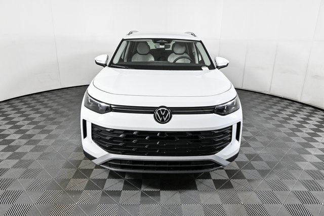new 2025 Volkswagen Tiguan car, priced at $36,629