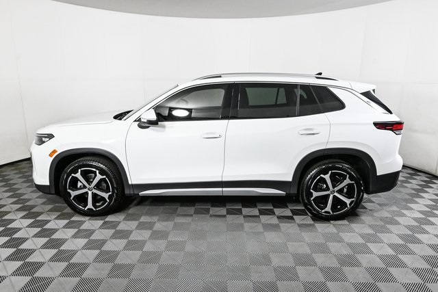 new 2025 Volkswagen Tiguan car, priced at $36,629