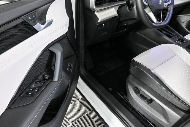 new 2025 Volkswagen Tiguan car, priced at $36,629