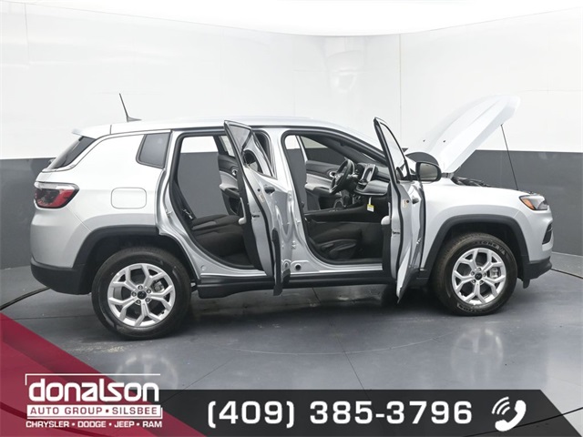 new 2025 Jeep Compass car, priced at $27,444