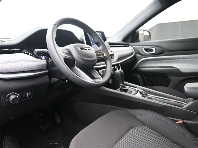 new 2025 Jeep Compass car, priced at $27,444