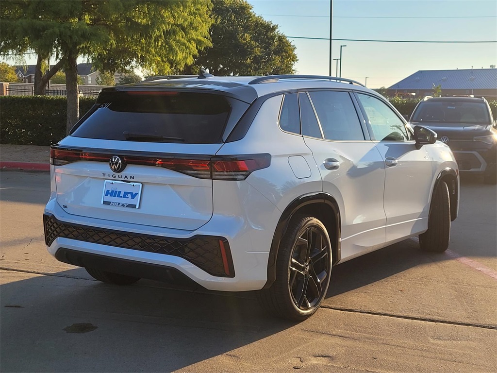 new 2025 Volkswagen Tiguan car, priced at $37,591