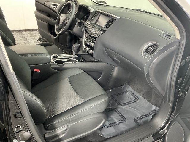 used 2020 Nissan Pathfinder car, priced at $21,270