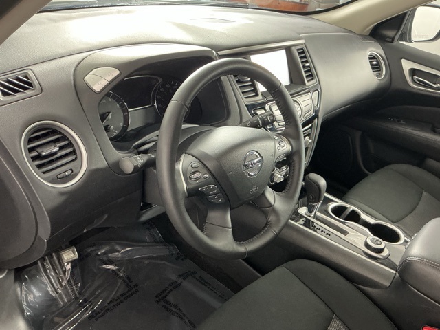 used 2020 Nissan Pathfinder car, priced at $21,270