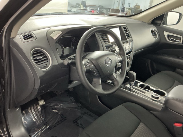 used 2020 Nissan Pathfinder car, priced at $21,270