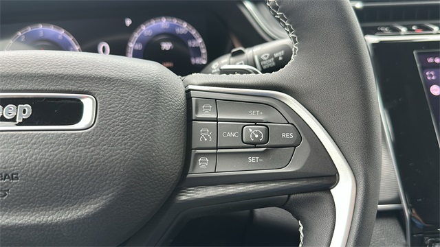 new 2025 Jeep Grand Cherokee L car, priced at $44,034