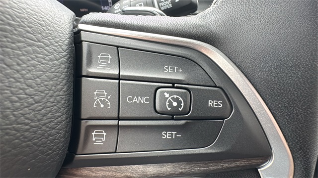 new 2025 Jeep Grand Cherokee car, priced at $48,172