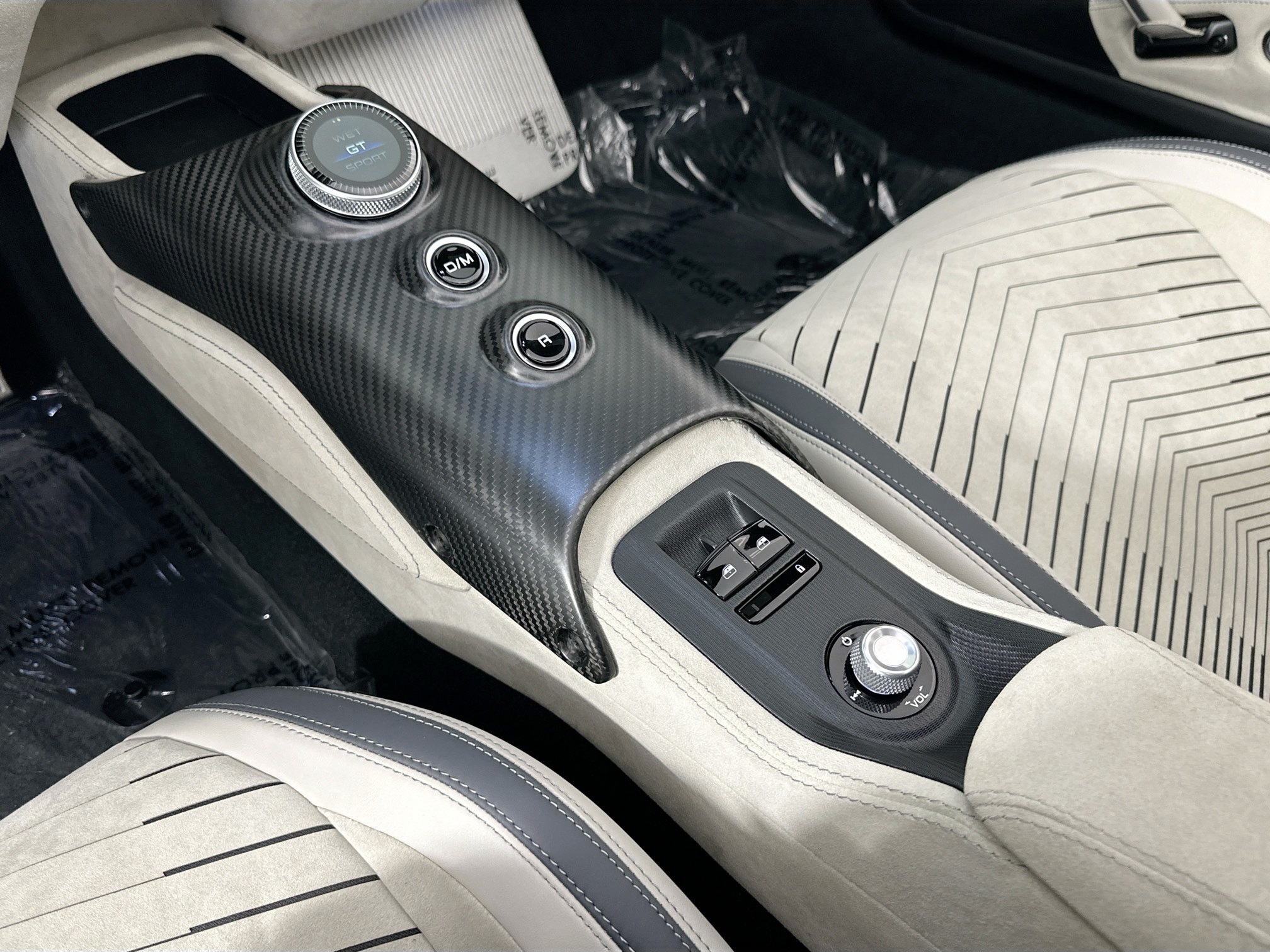 new 2023 Maserati MC20 Cielo car, priced at $264,395