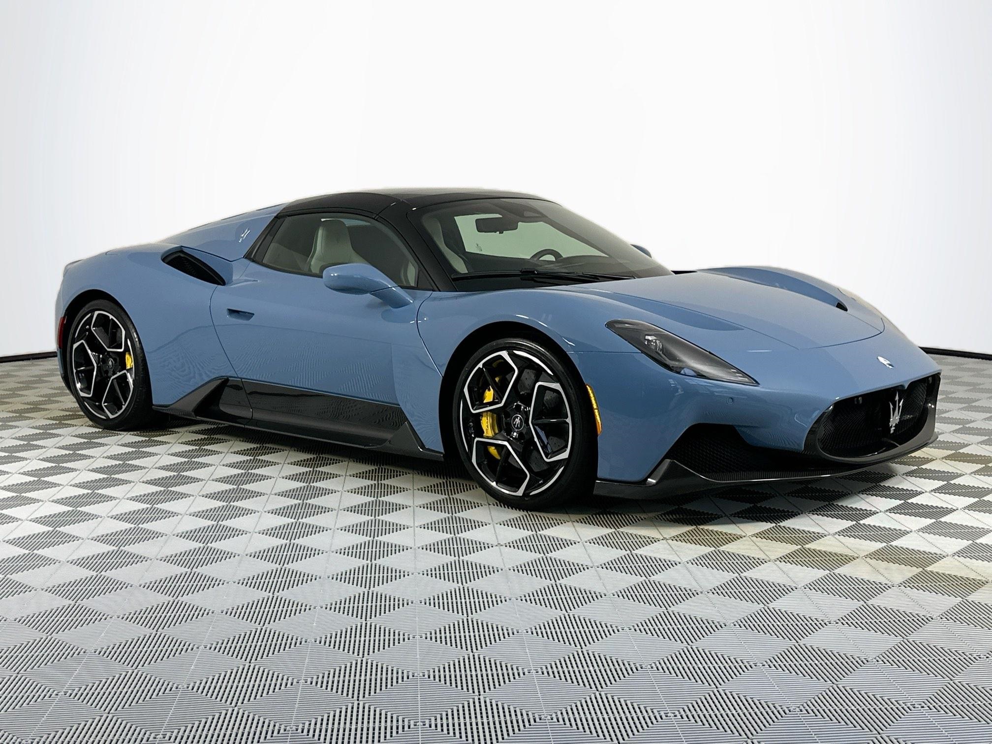 new 2023 Maserati MC20 Cielo car, priced at $264,395