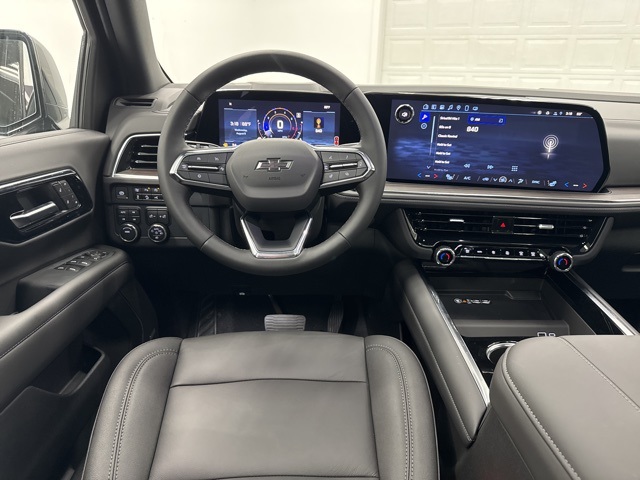 new 2025 Chevrolet Suburban car, priced at $75,325