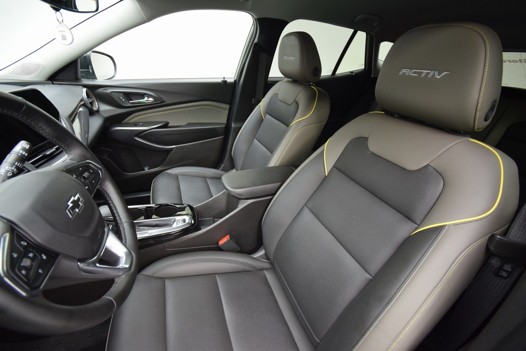 used 2025 Chevrolet Trax car, priced at $24,500