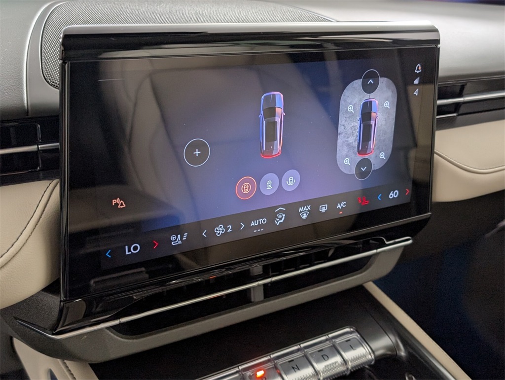 new 2025 Lincoln Nautilus car, priced at $53,026