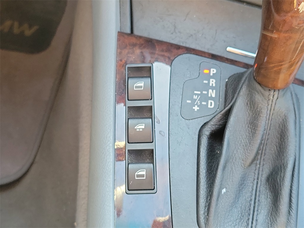 used 2006 BMW 3-Series car, priced at $12,998