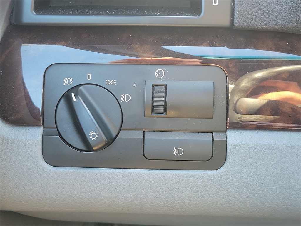 used 2006 BMW 3-Series car, priced at $12,998